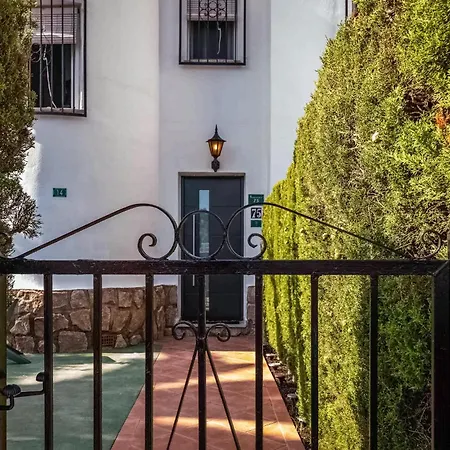 3 Bedroom Cozy In Holiday home *